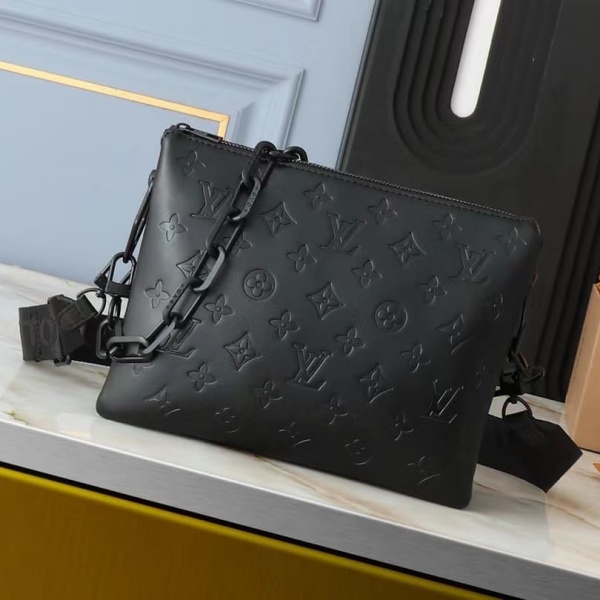 LOUIS VUITTON Coussin M11370  루이비통 크로스백