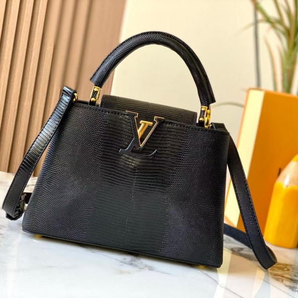 LOUIS VUITTON  Capucines M99528 27CM 루이비통 토트백