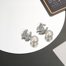 CHANEL  샤넬   귀걸이