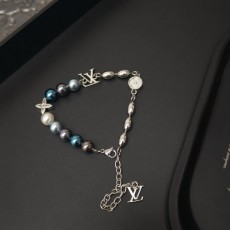 LOUIS VUITTON  PEARLS FUSION  루이비통 팔찌