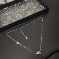 LOUIS VUITTON  DAMIER RINGS  루이비통  목걸이
