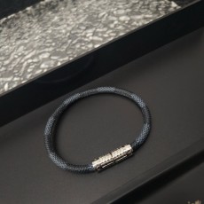 LOUIS VUITTON  M6626D Digit  루이비통  팔찌