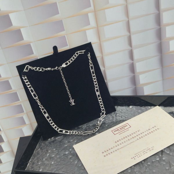 LOUIS VUITTON  FIGARO M02248  루이비통  목걸이