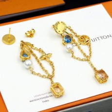 LOUIS VUITTON  Heirloom Pendant XE877-3570 루이비통 귀걸이