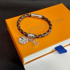LOUIS VUITTON   루이비통   팔찌