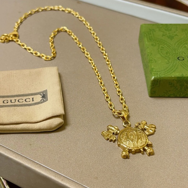 GUCCI   Anger Forest  구찌  목걸이