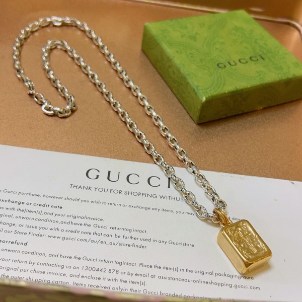 GUCCI   Anger Forest  구찌  목걸이