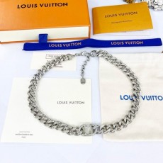 LOUIS VUITTON  루이비통  목걸이