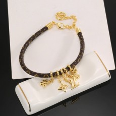 LOUIS VUITTON   루이비통  팔찌