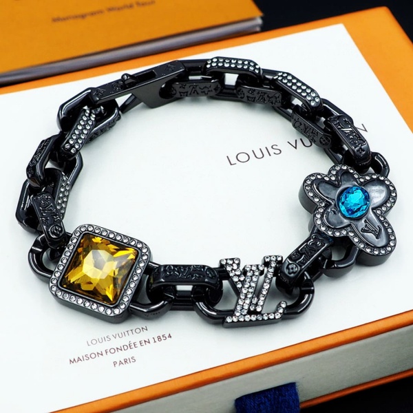LOUIS VUITTON   루이비통  팔찌