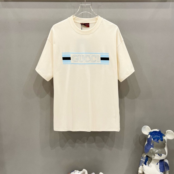 GUCCI  구찌  반팔티  남녀공용