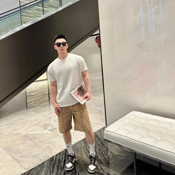GUCCI  구찌  반바지  남녀공용