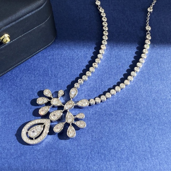 CHAUMET   쇼메    목걸이