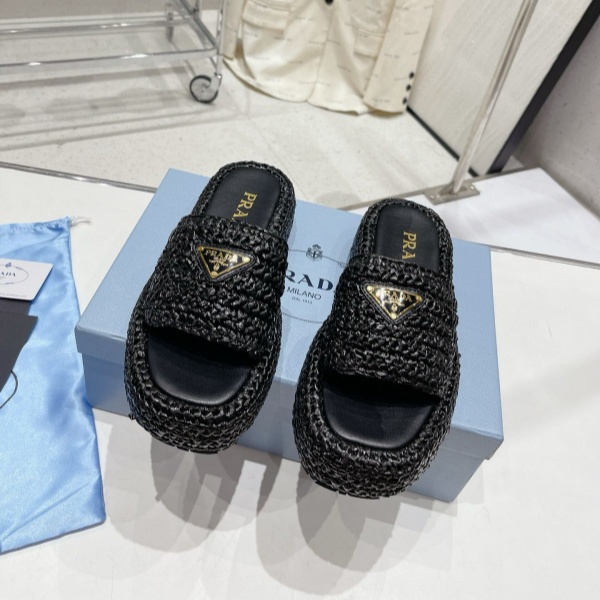 PRADA   프라다   슬리퍼