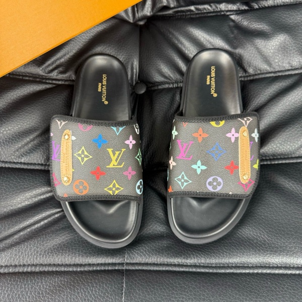 LOUIS VUITTON   루이비통   슬리퍼