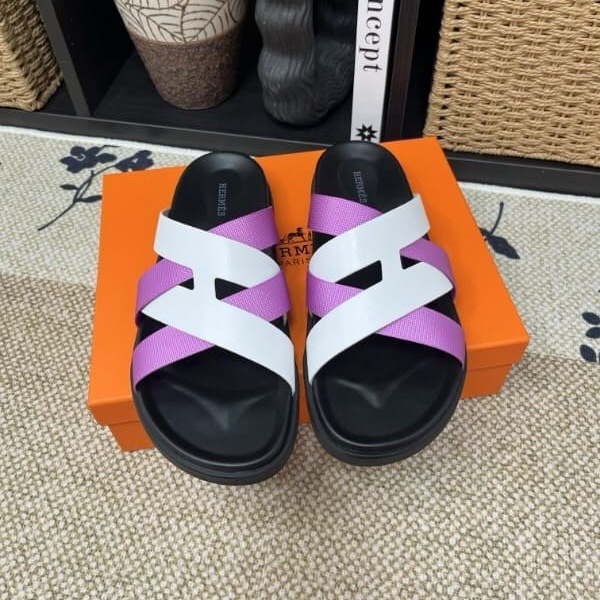 HERMÈS   Kazimir  에르메스   슬리퍼