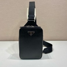 PRADA   2VZ106  프라다  힙색