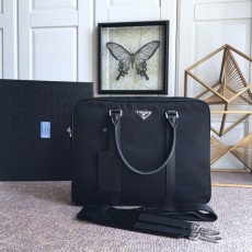 PRADA   2VE368  프라다   클러치백