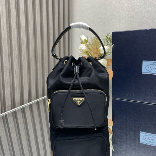 PRADA   1BH038  프라다  토트백