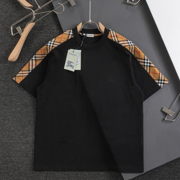 BURBERRY  버버리  반팔티  남녀공용