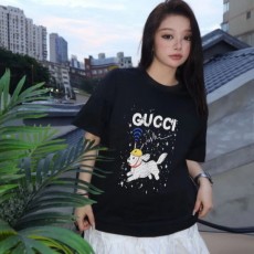 GUCCI  구찌  반팔티  남녀공용