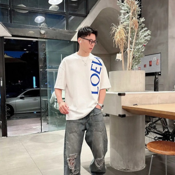 LOEWE  로에베   반팔티  남녀공용