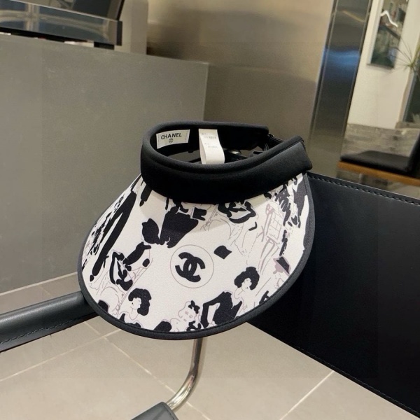 CHANEL  샤넬   선캡모자