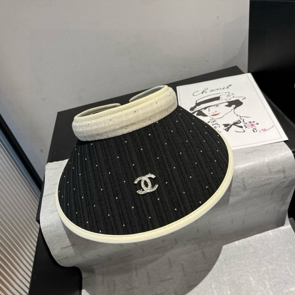 CHANEL  샤넬   선캡 모자