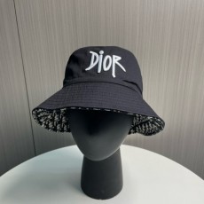 DIOR  디올   사파리 모자