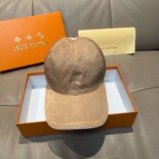LOUIS VUITTON  루이비통  볼캡  모자