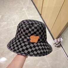 LOUIS VUITTON  루이비통  사파리 모자