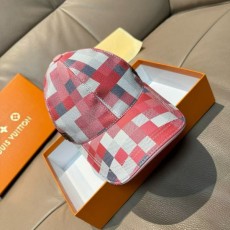 LOUIS VUITTON  루이비통  볼캡 모자