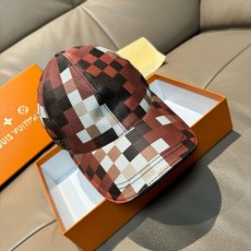 LOUIS VUITTON  루이비통  볼캡 모자