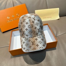 LOUIS VUITTON  루이비통  볼캡  모자