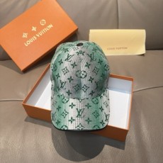 LOUIS VUITTON  루이비통  볼캡  모자