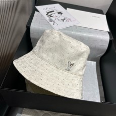 LOUIS VUITTON  루이비통  사파리 모자