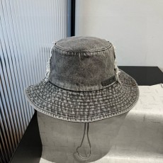 LOUIS VUITTON  루이비통   사파리 모자