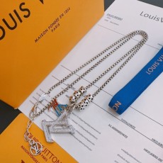 LOUIS VUITTON  루이비통  목걸이