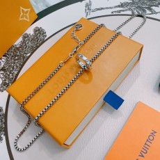 LOUIS VUITTON  루이비통  목걸이